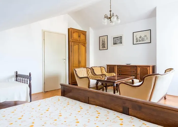 Golden View شقة *